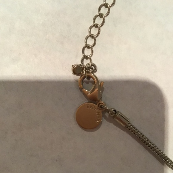 Statement necklace faux pearl and diamond - Picture 4 of 4